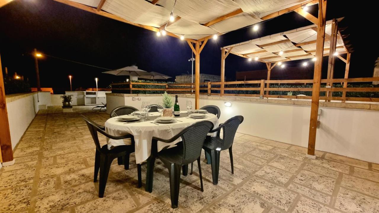 La Terrazza Dei Nonni Torre Specchia Ruggeri Exterior foto