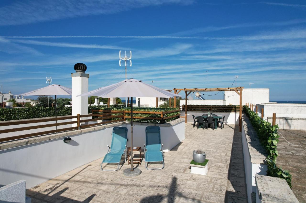 La Terrazza Dei Nonni Torre Specchia Ruggeri Exterior foto