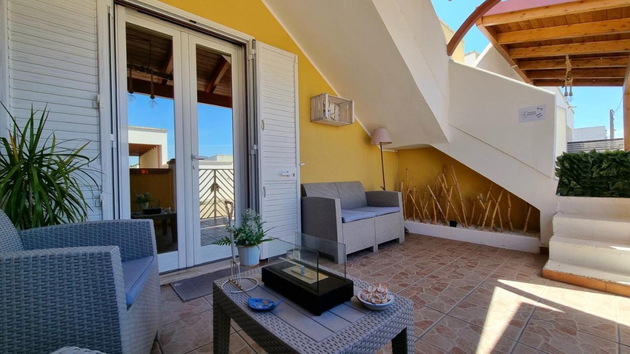 La Terrazza Dei Nonni Torre Specchia Ruggeri Exterior foto