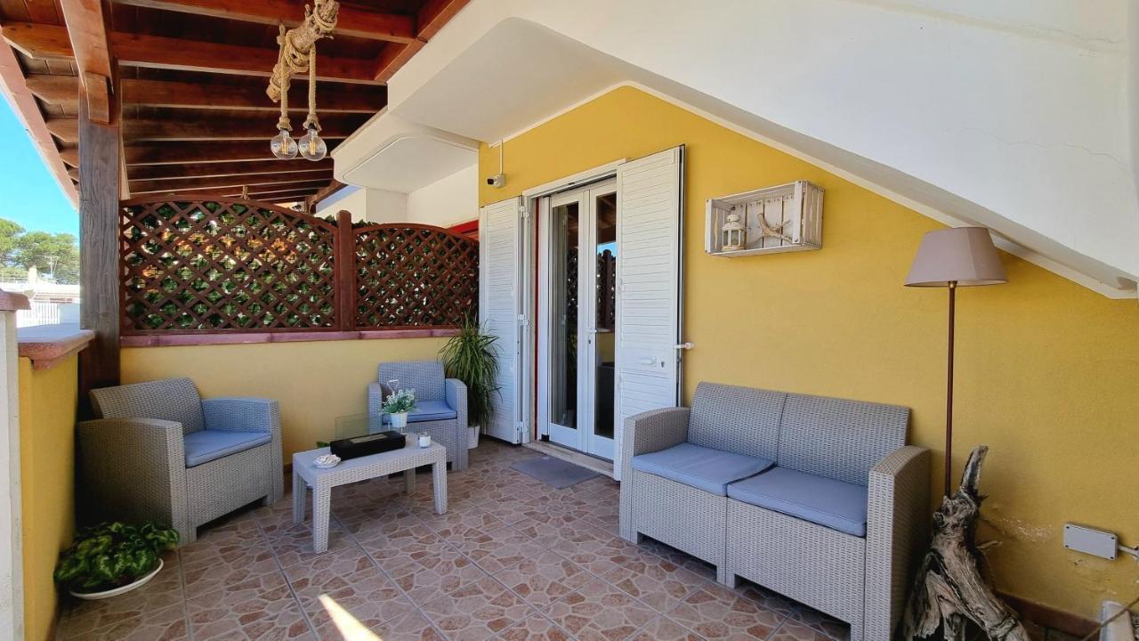 La Terrazza Dei Nonni Torre Specchia Ruggeri Exterior foto